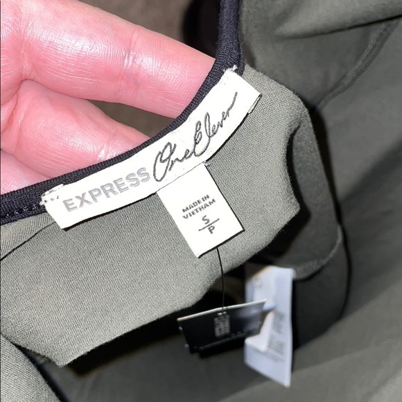 Express bodysuit - Picture 3 of 5